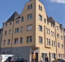 Modernisiertes Wohn- und Geschäftshaus, 488 qm vermietbare Fläche, 3 Garagen - Recklinghausen Süd