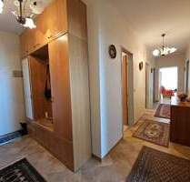 bezugsfrei und schön weit oben: sonnendurchflutete gut geschnittene 3 Zimmerwohnung - Lahr/Schwarzwald