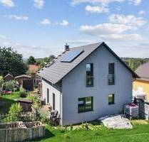 ++Sebnitz: Traumhaftes EFH (2020) mit 4 Zi., Terrasse, Garage & wildromantischem 634 m2 Grundstück++