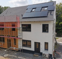 Stilvolles Wohnen im Herzen von Hof - Barrierefreie Erdgeschosswohnung mit großer Terrasse