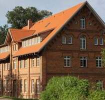 Außergewöhnliches Hotel und Gewerbeobjekt - Rechlin Boek