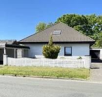 *** Bungalow mit Platzangebot, Garten, Garage... *** - Rhauderfehn / Collinghorst