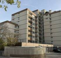 Licht, Luft und City-Nähe - Modernisiertes Single-Appartement mit Balkon - Metzingen