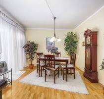 Sofort frei - sehr Gepflegte 3-Zimmer Wohnung, Hochparterre, mit Außenstellplatz - zu verkaufen - Ingolstadt
