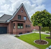 Erstbezug eines hochwertig und liebevoll sanierten Einfamilienhauses, mit Keller, Garage und neuer Gasheizung. - Hamburg Sasel