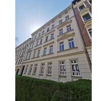++ Dachgeschoss Wohnung in Gohlis-Süd mit EBK solide vermietet ++ - Leipzig