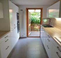 Helle und freundliche 3 Zimmer-Wohnung mit Balkon, Garten und Terrasse in Zentrumsnähe - Freudenstadt