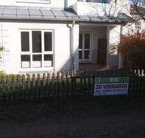 Rarität in Regen!! Sonnige ruhige 3 Zimmer ETW mit Terrasse, Südwest Garten und TG-Stellplatz