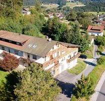 Großzügiges Wohnhaus mit Gästezimmern und vielen Nutzungsmöglichkeiten, Nähe der Stadt Bad Kötzting - Grafenwiesen