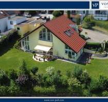 Großzügiges Wohnerlebnis mit Weitblick - stilvolles Einfamilienhaus mit Gartenidylle in Uhingen