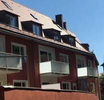 Helle, teilrenovierte Vierzimmerwohnung in der Altstadt - Tageslichtbad - BalkonTerrasse - Nürnberg Lorenz