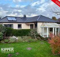 Attraktiver Walmdach-Bungalow mit 4 Zimmer und Vollkeller in herrlicher Wohnlage (Sackgasse) - Wiemersdorf