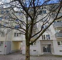 Generalsanierte 3-Zimmer-Wohnung mit 2 Balkonen in Neuhausen - München Neuhausen-Nymphenburg