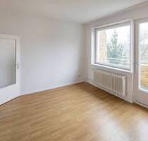 BEZUGSFREI - Top gepflegte 2-Zi. Wohnung mit Südbalkon und perfektem Grundriss! - Berlin Steglitz