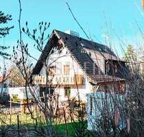 Wohnen mit Flair: Dachgeschosswohnung in bevorzugter Lage! - Bubenreuth