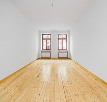 Helle 2-Zimmer-Erdgeschosswohnung mit modernem Tageslichtbad & schönem Dielenboden - Leipzig Neustadt-Neuschönefeld
