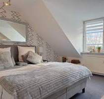 *** bezugsfrei *** großflächige 3-Zimmer-Wohnung mit Außenstellplatz in Berg-am-Laim *** - München Berg am Laim