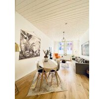 Zentral gelegen und renoviert: 3-Zimmer-Wohnung mit Balkon in Düsseldorf-Bilk