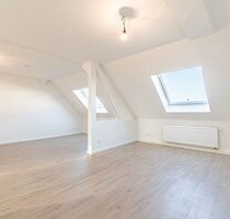 Viel Tageslicht & schöne Aussicht: Bezugsfertige Dachgeschosswohnung mit modernem Wannenbad - Leipzig Mockau - Süd