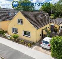 Nordseeheilbad Carolinensiel: Großzügige Immobilie mit zwei Wohneinheiten in Zentraler Lage! - Wittmund OT Carolinensiel