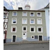 Historisches Gebäude mit viel Raum für die Zukunft - Neuerburg