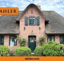 Ansprechendes reetgedecktes Friesenhaus auf Föhr - Oevenum