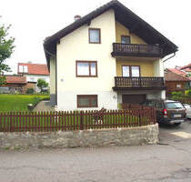 Gepflegtes Einfamilienhaus mit Garage und Garten in ruhiger Lage der Gemeinde Spiegelau, Bay. Wald
