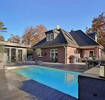 Ein Ort zum Wohlfühlen und Genießen! Modernes Wohnen mit Pool und Gartenidylle - Jesteburg