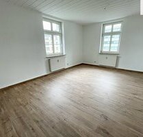 Helle 2-Raum-Wohnung im 1. Obergeschoss in Gornsdorf!