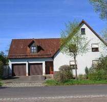 großes Einfamilienhaus mit Doppelgarage und eingewachsen Garten - Schwebheim