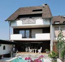 Ihr Rückzugsort über den Dächern! 2-Zimmer-Dachgeschosswohnung mit Balkon - Bad Honnef