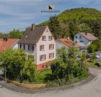 Sanierungsbedürftiges Schmuckstück - Zwei-Familienhaus mit traumhaftem Ausblick. - Eningen unter Achalm
