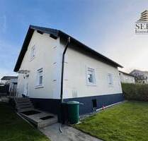 Familienhaus in gewachsener Lage - komfortabel mit Carport - Schöllnach