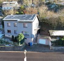 Top Einfamilienhaus in ruhiger Lage, mit schöner Aussicht. - Neuerburg