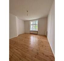 Charmante, bezugsfreie 1-Zimmer-Altbauwohnung in gefragter City-West-Lage - perfekt für Singles! - Berlin Charlottenburg
