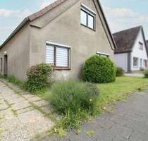 Ein Zuhause für Visionäre - Einfamilienhaus mit Einliegerwohnung und großem Gestaltungsspielraum - Geestland Bad Bederkesa