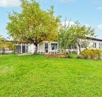 Genießen Sie die Aussicht! Vielseitiges EFH in Hanglage samt Einliegerwohnung & viel Platz - Mössingen Belsen