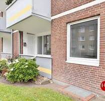 Renovierte Drei-Zimmer-Wohnung mit Süd-Loggia und neuem Duschbad! - Bremen Fähr - Lobbendorf