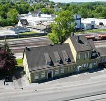Historischer Warsteiner Bahnhof - Charmantes Mehrgenerationenhaus- oder Investitionsobjekt