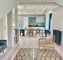 Komplett möblierte wunderschöne 3 Zimmerwohnung, W10.-04, Im DG, 110m² - Hamburg Rotherbaum