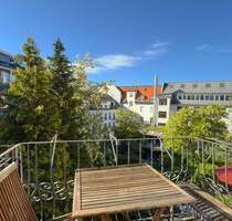 Denkmal - Stilaltbau: charmante 3 Zimmer, 3. OG mit Südbalkon - optional möbliert - - München Au-Haidhausen