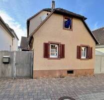 Tradition trifft Potenzial - Kompaktes Einfamilienhaus mit Hof, Garten, Scheune und Ausbaupotenzial! - Neustadt Diedesfeld