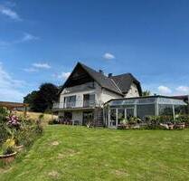 Charmantes 1-2 Familienhaus 