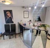 Zweifamilienhaus mit Maisonettewohnung und Gewerbeeinheit im Ebersbacher Stadtzentrum - Ebersbach an der Fils