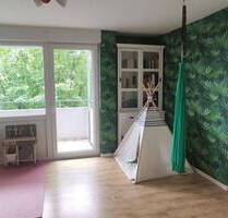 Lichtdurchflutete und ruhiggelegene Wohnung mit zwei Balkonen - Karlsruhe Nordweststadt