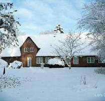 Ein Wintermärchen! Historisches ehemaliges Bauernhaus mit 2 EG-Wohnungen - Süderlügum