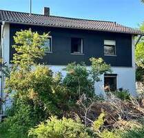Einfamilienhaus sanierungssbedürftig 7 Zimmer 2 Bäder Garage Wohnfläche ca. 134m² Grund ca. 635m² - München Altaubing