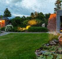 Reetgedecktes Friesenhaus * Kaminofen * traumhaftes Grundstück * Gartensauna * - Midlum
