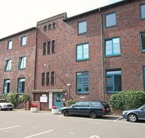 Effiziente Büroetage in kleinem Gewerbehof von Hamburg-Stellingen