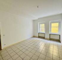 Geräumige Altbauwohnung mit Gartenanteil - bezugsfrei & sofort verfügbar! - Berlin